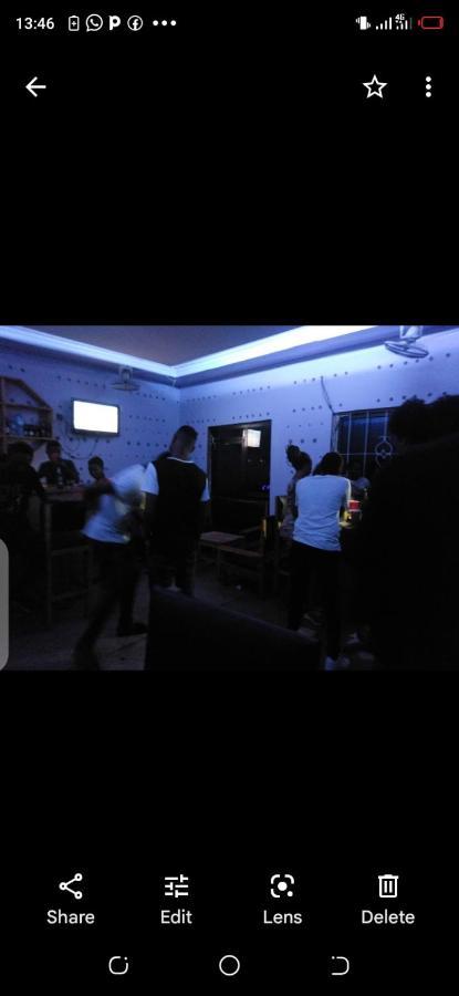 Kicec Bar And Guest House Airport Дар-ес-Салам Екстер'єр фото